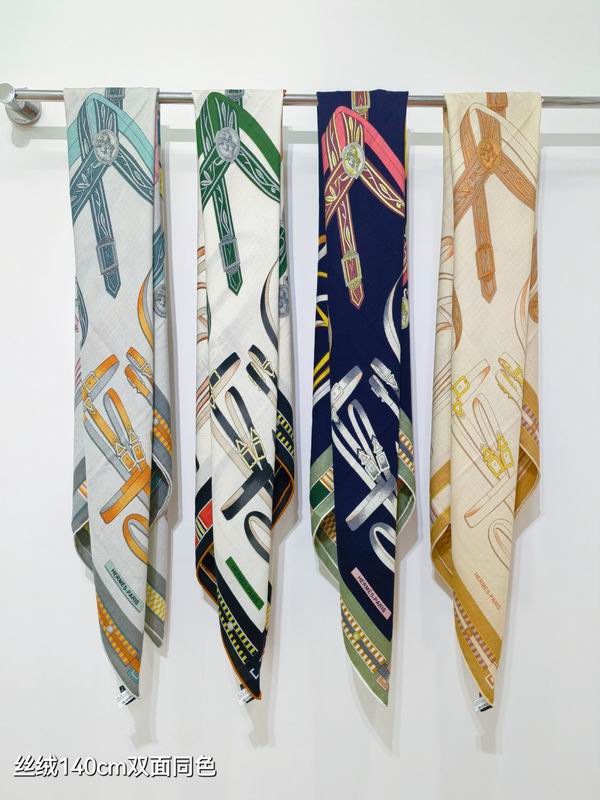 Hermes Scarf 140X140cm 70%羊绒30%真丝 E111007